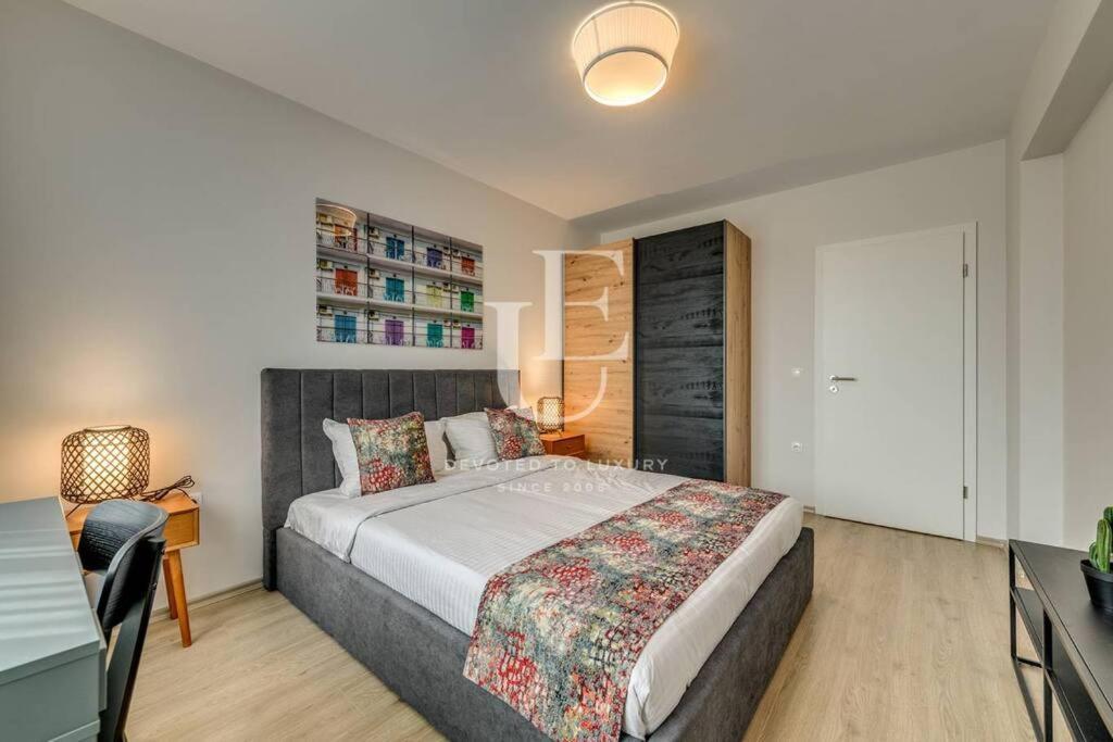 Tokiyo: A Lovely City Center 2 Bedrooms Apartment With Private Parking Sofia Bagian luar foto