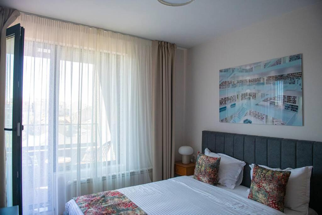Tokiyo: A Lovely City Center 2 Bedrooms Apartment With Private Parking Sofia Bagian luar foto
