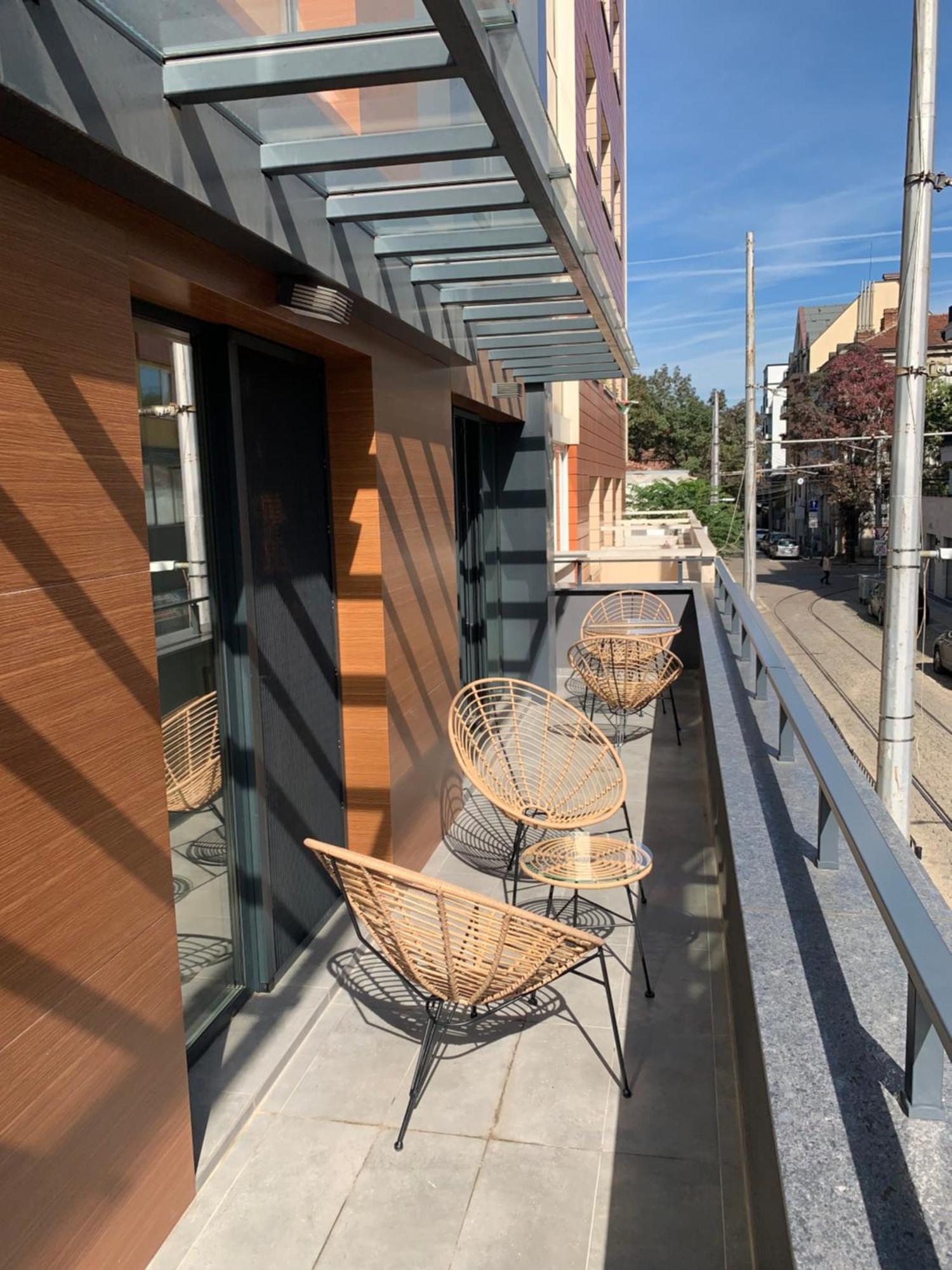 Tokiyo: A Lovely City Center 2 Bedrooms Apartment With Private Parking Sofia Bagian luar foto